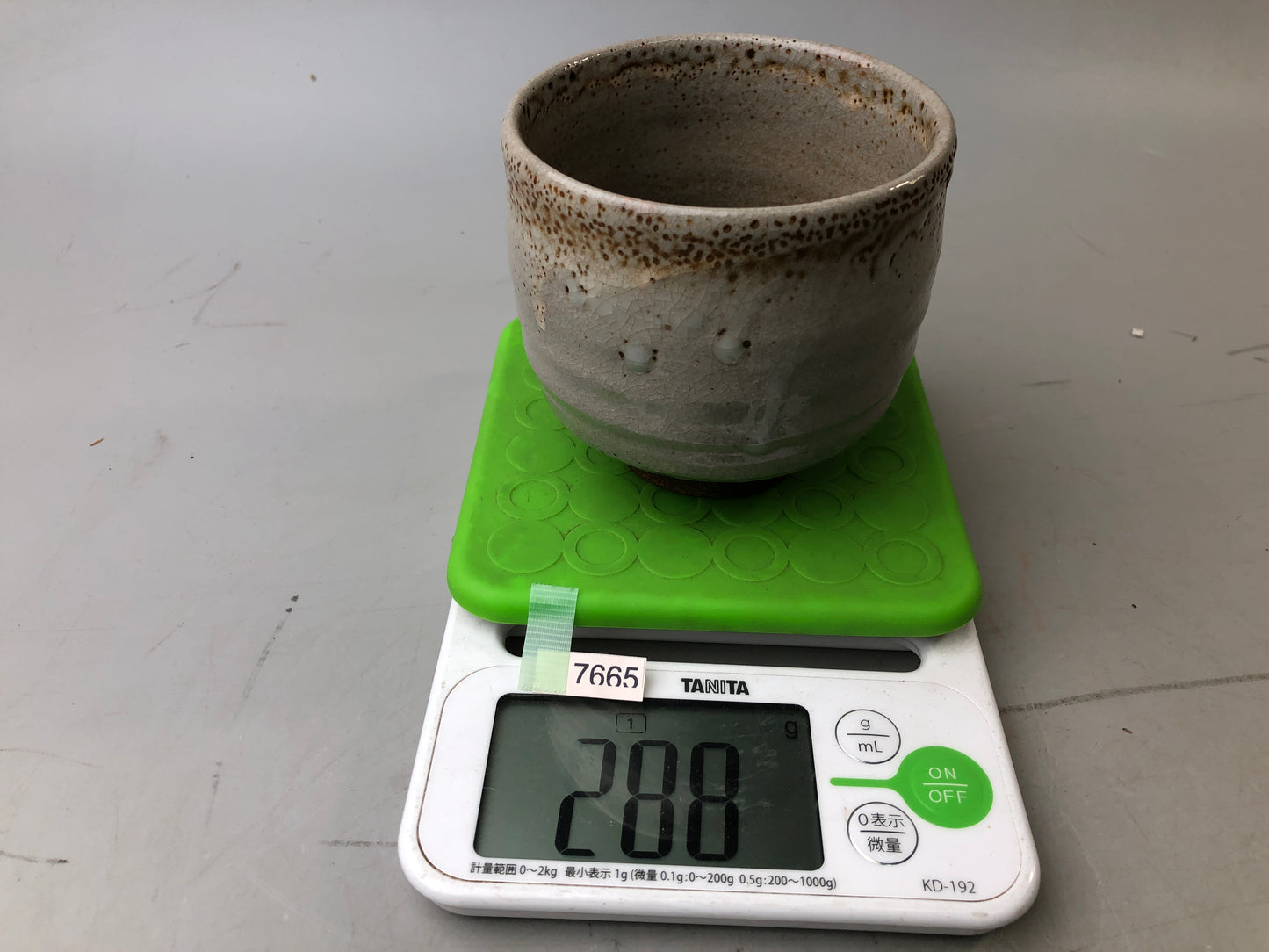 Y7665 CHAWAN Mino-ware tube plain bowl Japan antique tea ceremony pottery cup