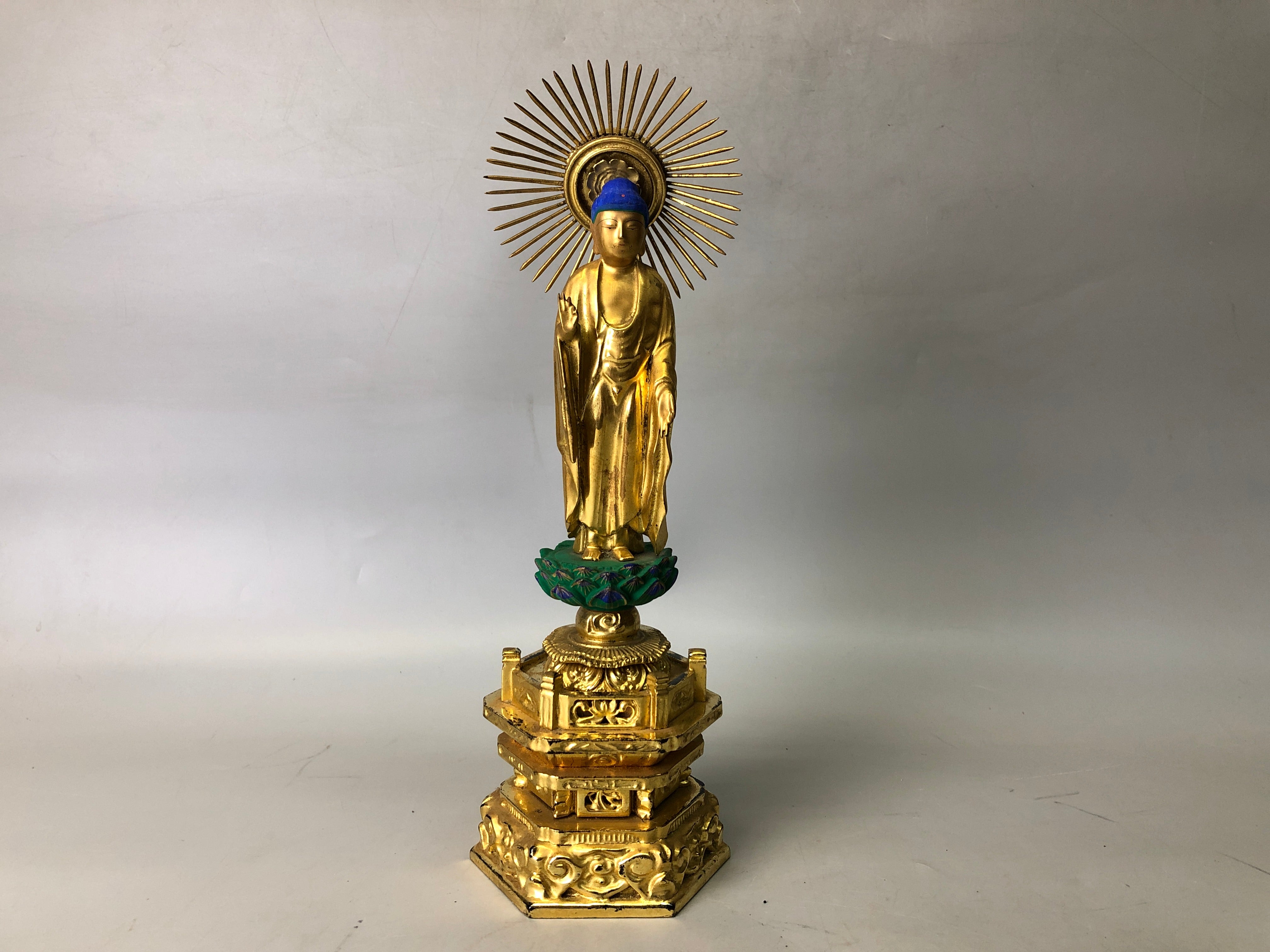 Vintage Japanese buddah on stand 2024