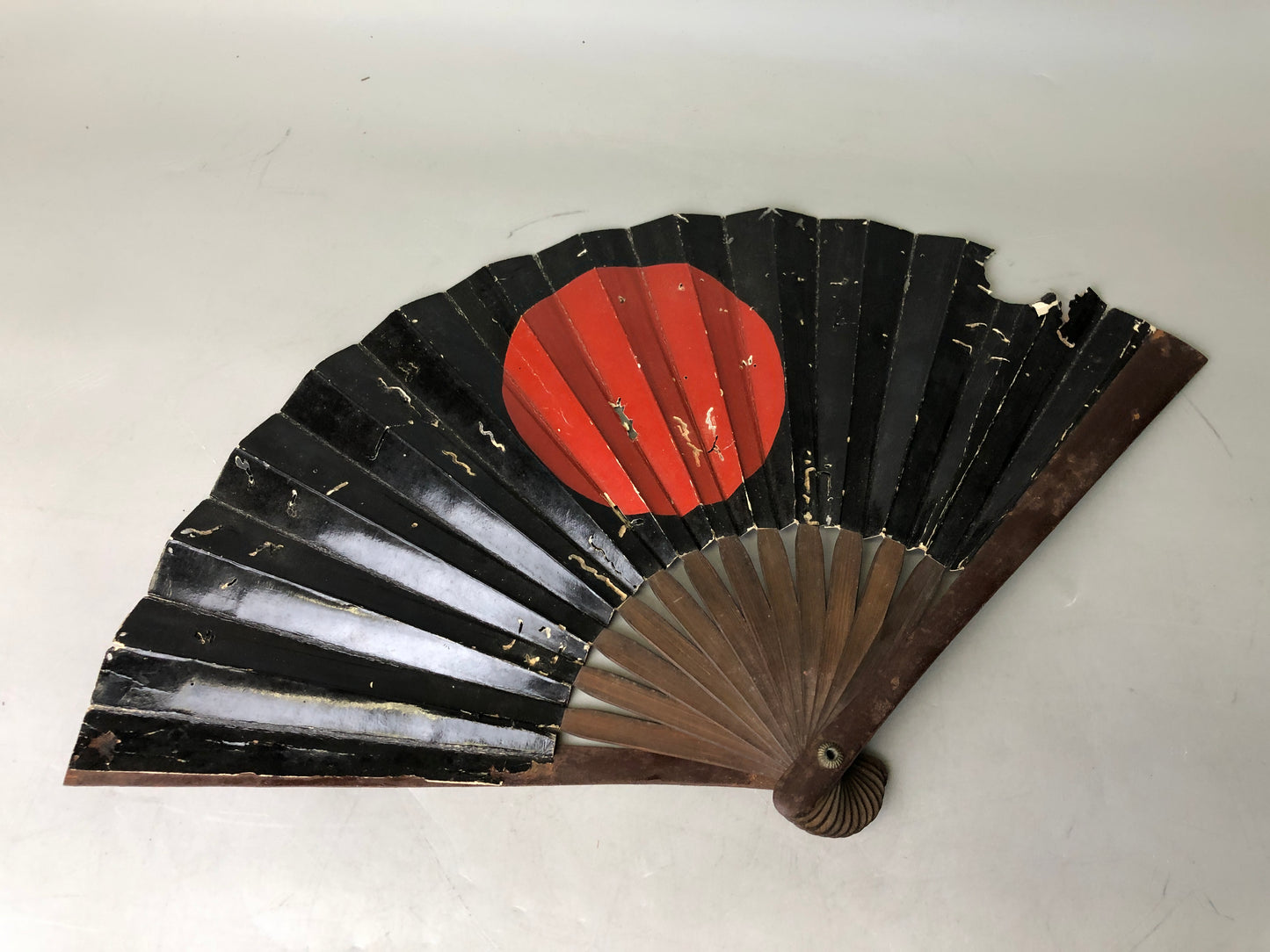 Y7828 TESSEN Iron Folding Fan Samurai hidden arms Hinomaru Japan antique vintage