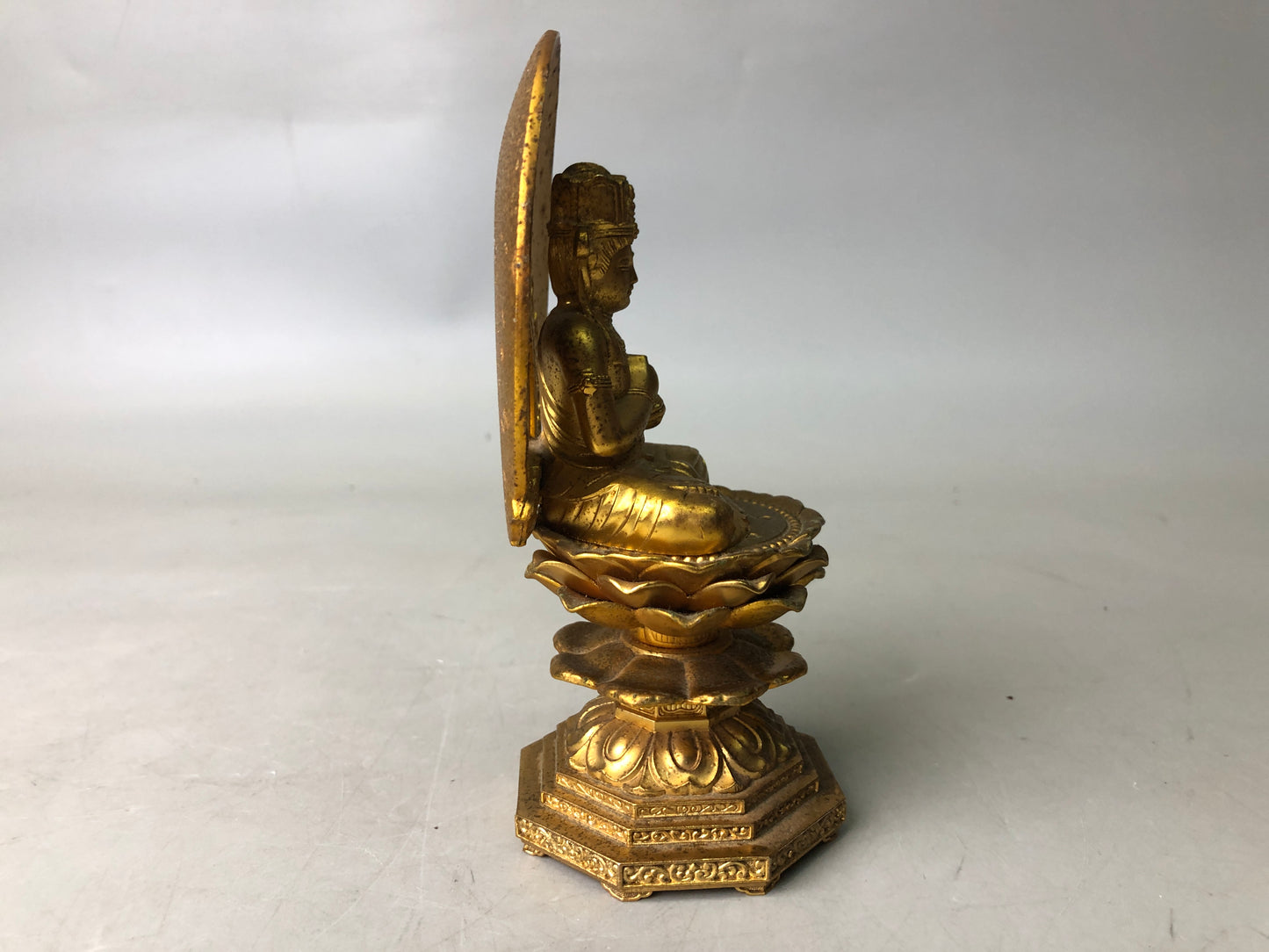 Y7848 STATUE Buddha figurine golden metal signed Japan antique Buddhist figure