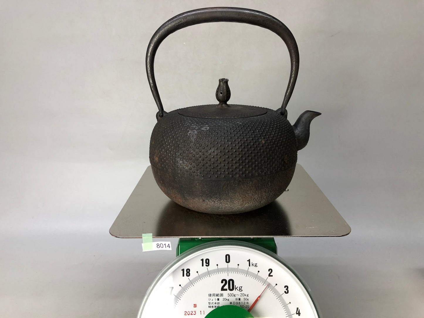 Y8014 TETSUBIN Iron Nanbu Nambu teapot kettle signed Japan antique tea ceremony