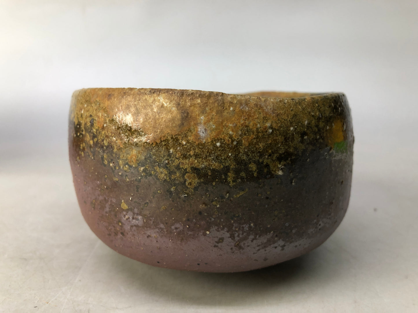 Y8015 CHAWAN Bizen-ware bowl signed box Japan antique tea ceremony pottery cup