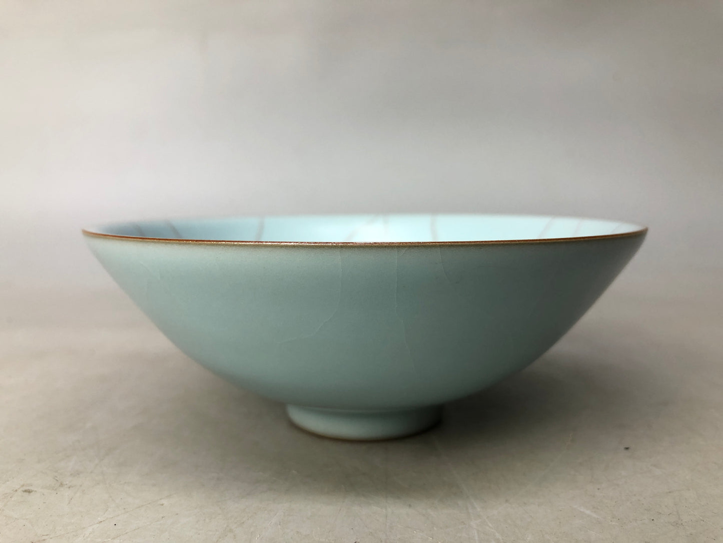 Y8020 CHAWAN Celadon flat bowl signed box Japan antique tea ceremony pottery cup