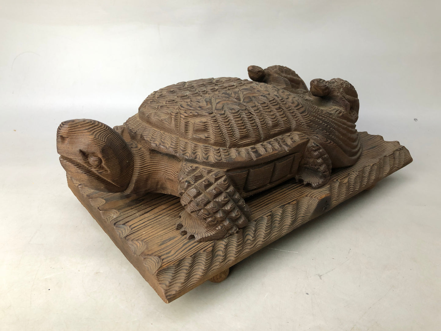 Y8022 OKIMONO wood carving Turtle figure figurine stand Japan antique interior