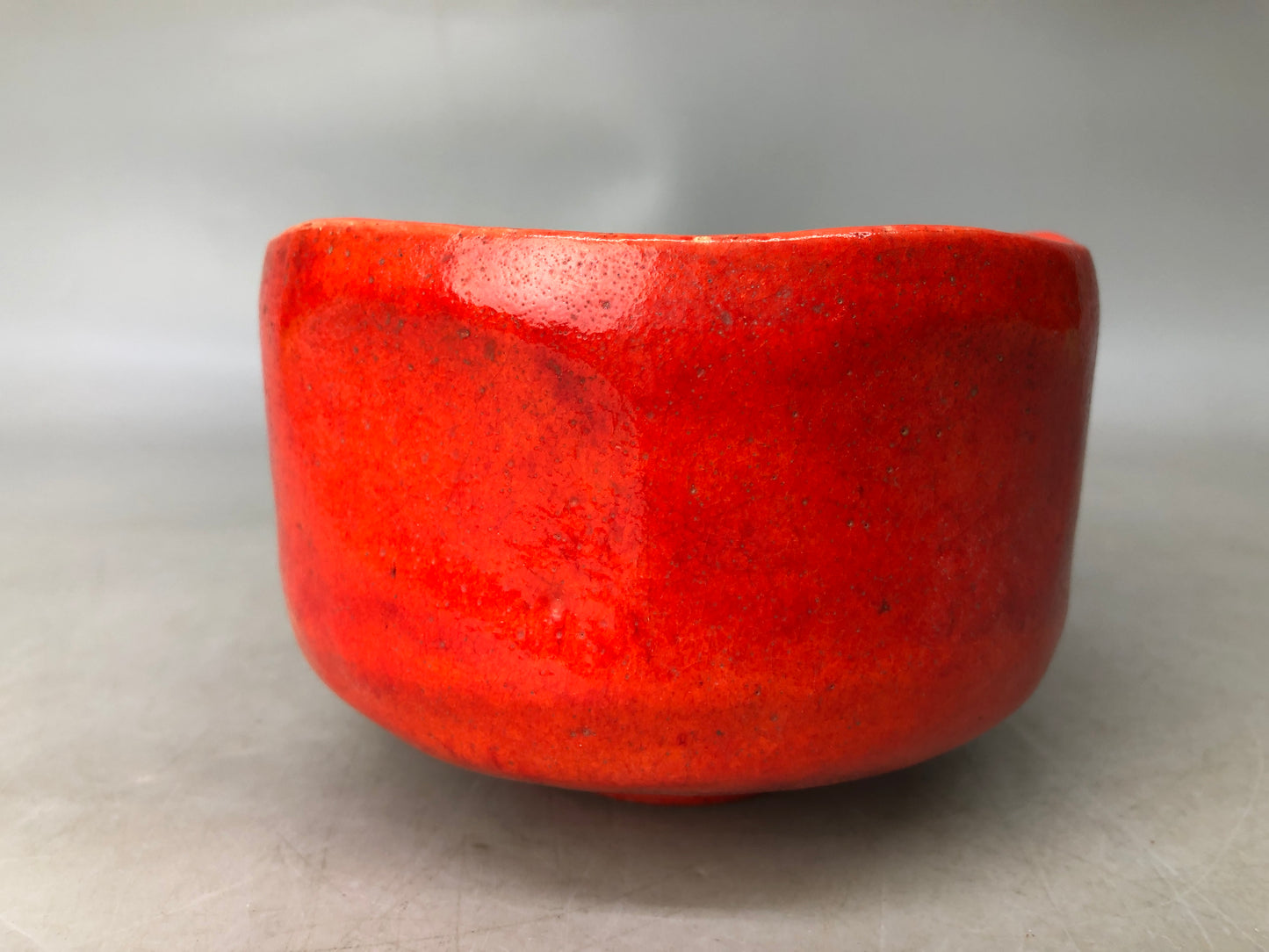 Y8040 CHAWAN Raku-ware red bowl signed Japan antique tea ceremony pottery cup