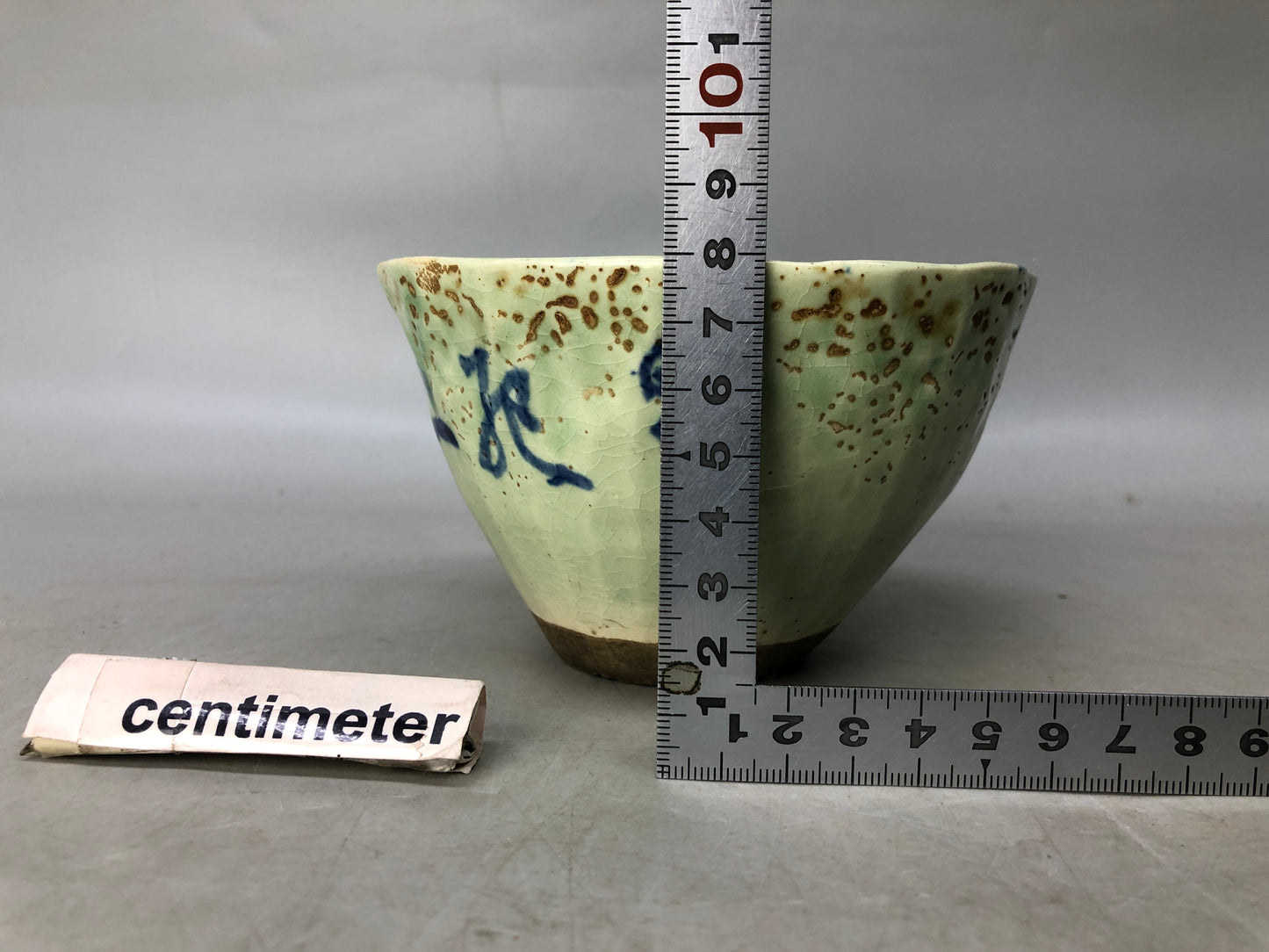 Y8055 CHAWAN Mino-ware bowl Underglaze blue signed Japan antique tea ceremony