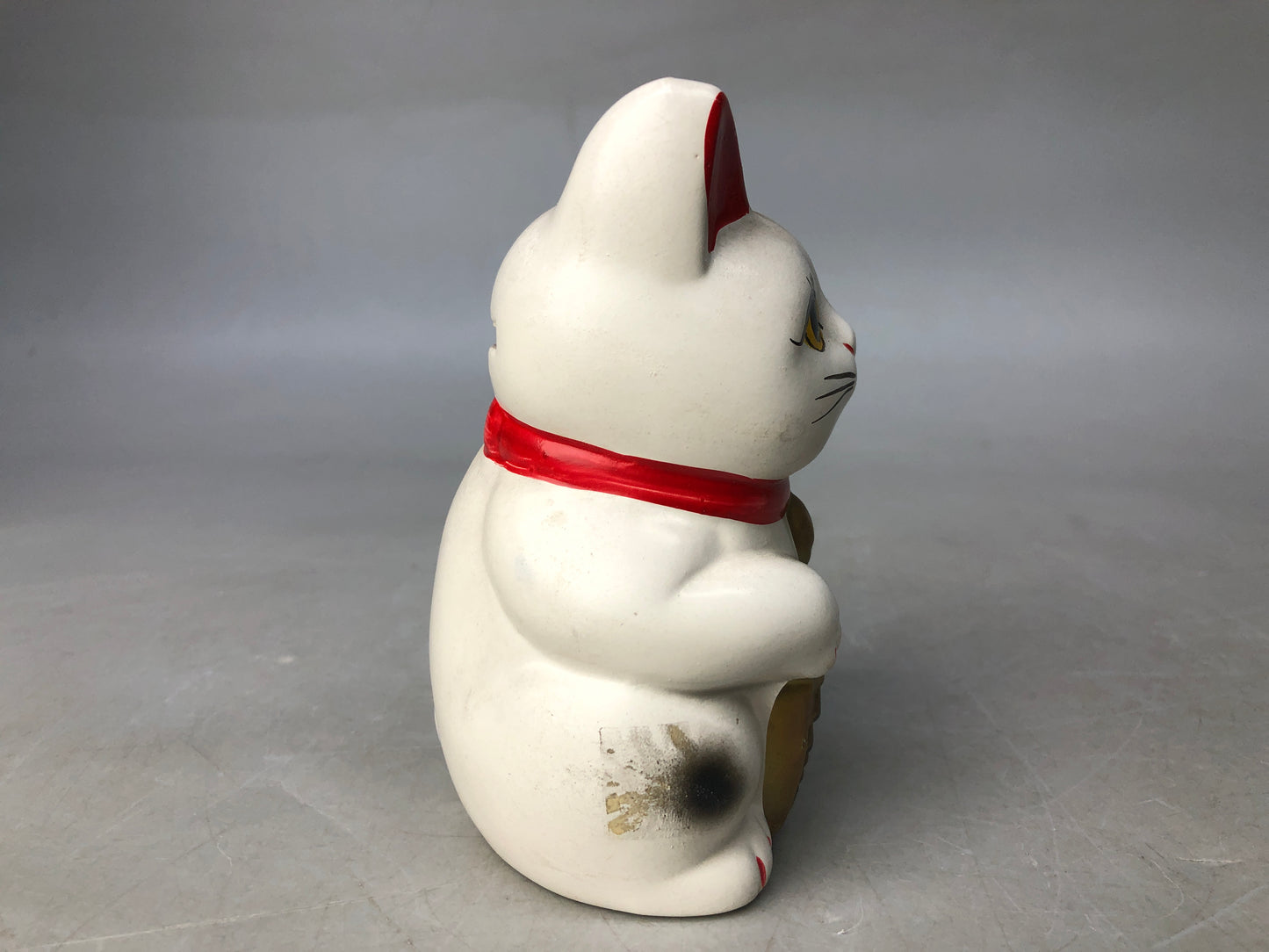 Y8099 OKIMONO Ceramic Lucky white cat figurine Japan antique interior figure