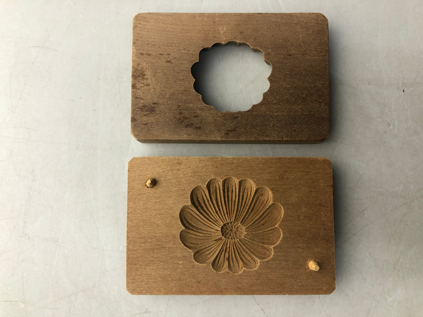 Y8107 KASHIGATA wood carving Japan antique Wooden Pastry Mold wagashi tool