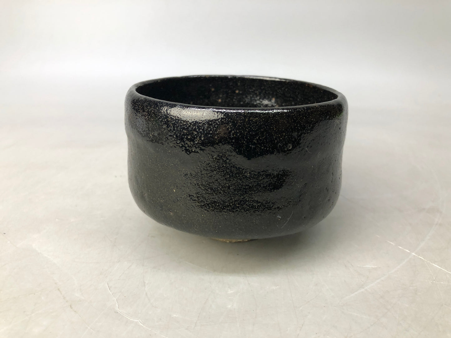 Y8170 CHAWAN Raku-ware black bowl signed Japan antique tea ceremony pottery cup