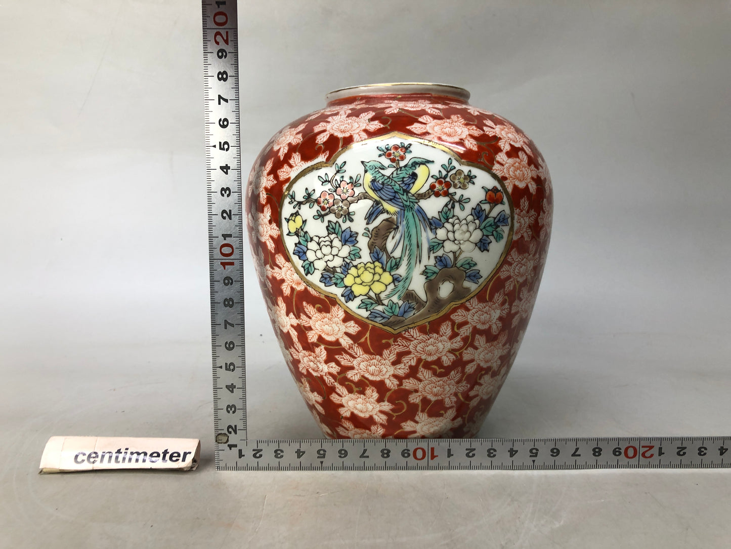 Y8181 FLOWER VASE Arita-ware pot signd Japan ikebana floral arrangement interior