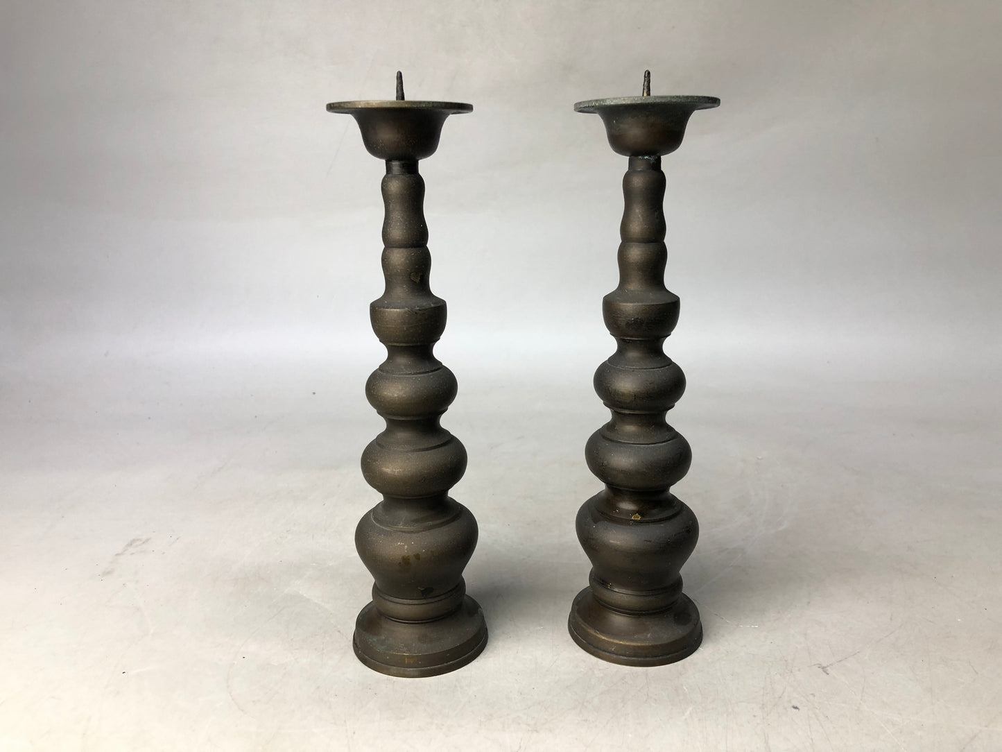 Y8187 Buddhist Altar copper Candlestick candle holder pair Japan antique decor