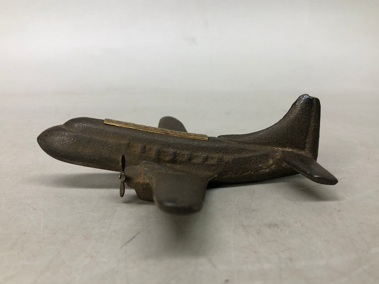 Y8232 OKIMONO metal small airplane figurine souvenir Japan antique interior