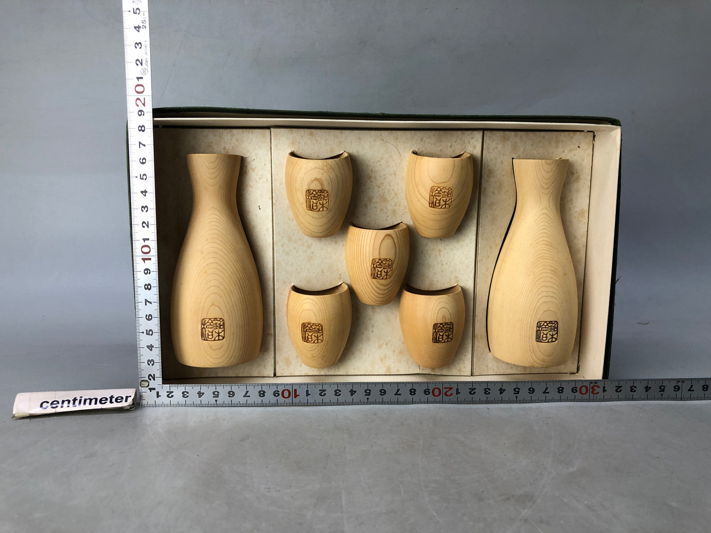 Y8306 CHOUSHI wooden Sake bottle cup set  Hinoki Japanese cypress Japan antique