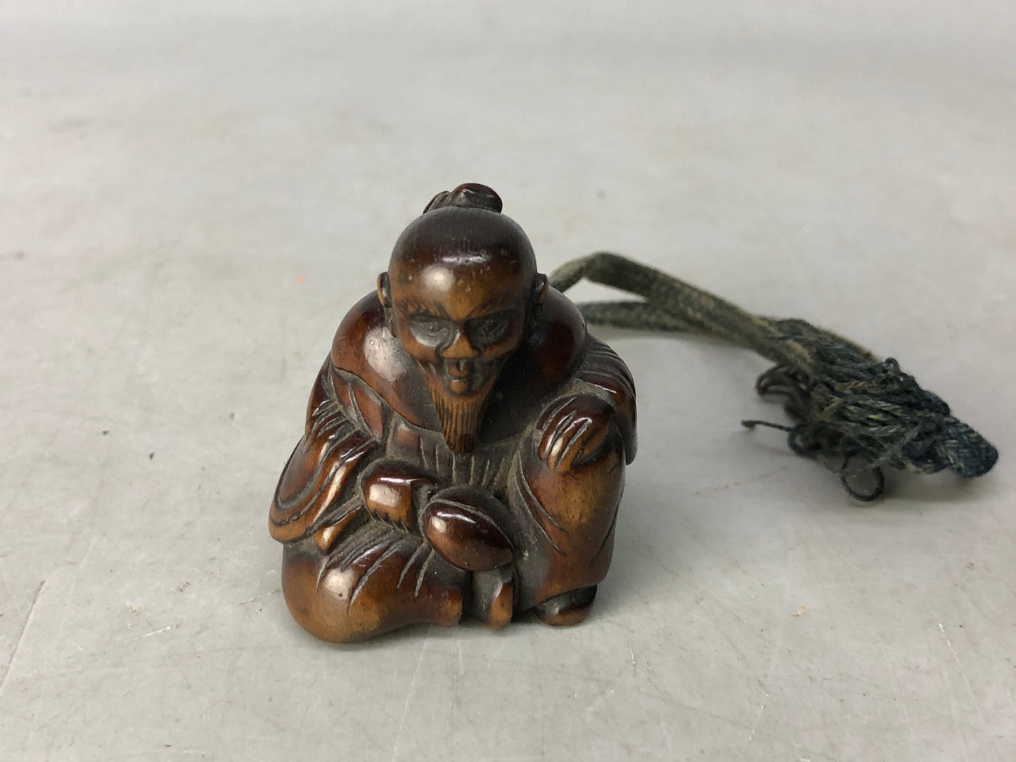 Y8309 NETSUKE wood carving Hermit Japan antique kimono accessory miniature