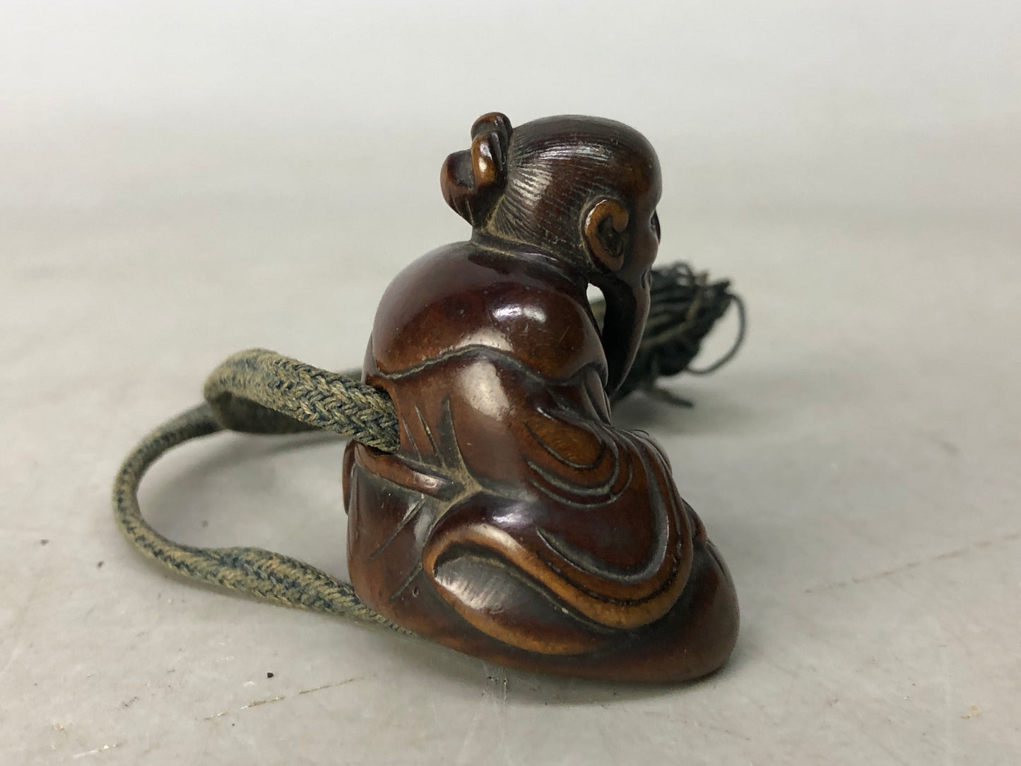 Y8309 NETSUKE wood carving Hermit Japan antique kimono accessory miniature