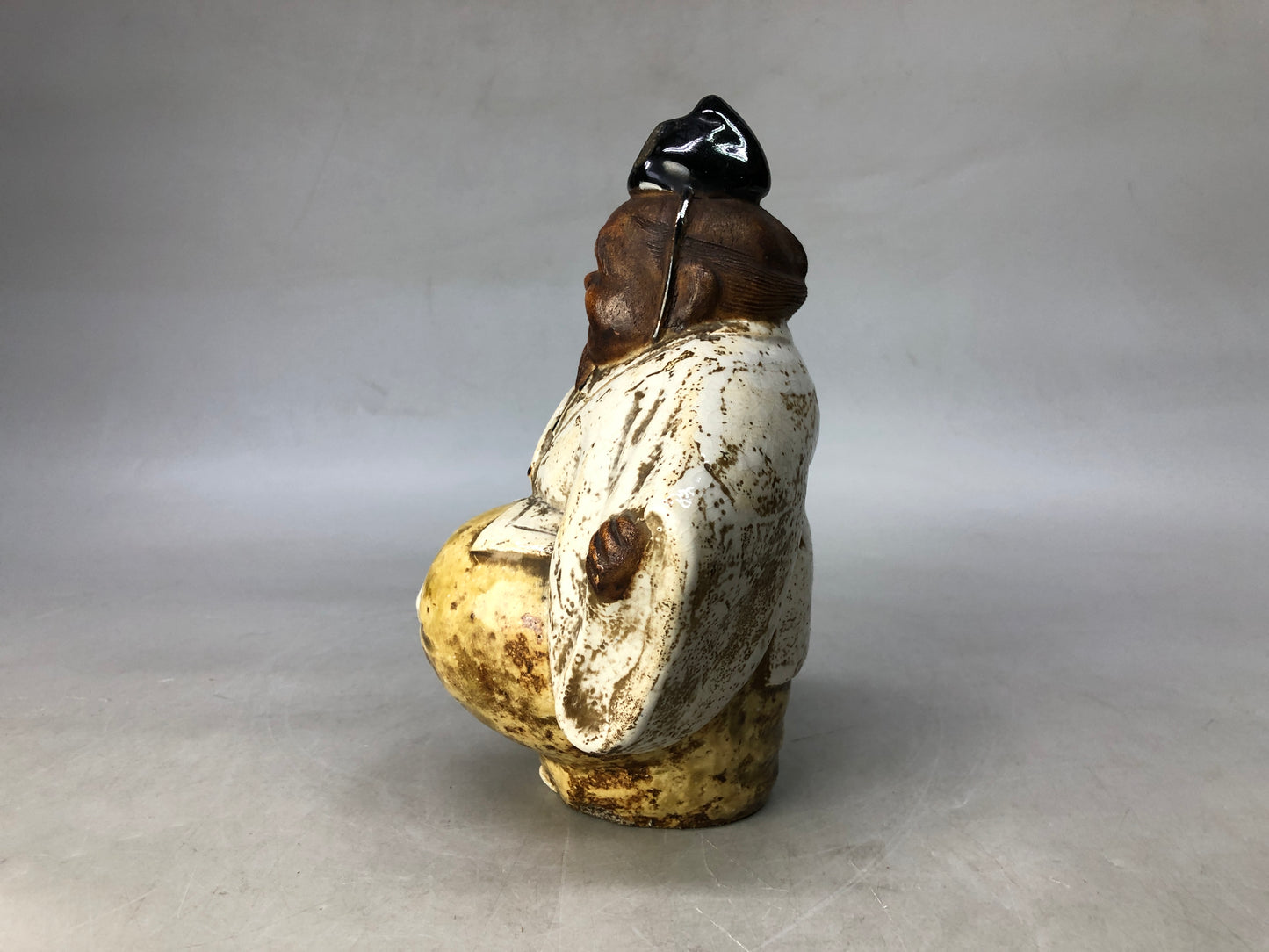 Y8336 OKIMONO Seto-ware Sanbaso figurine signed Japan antique interior figure