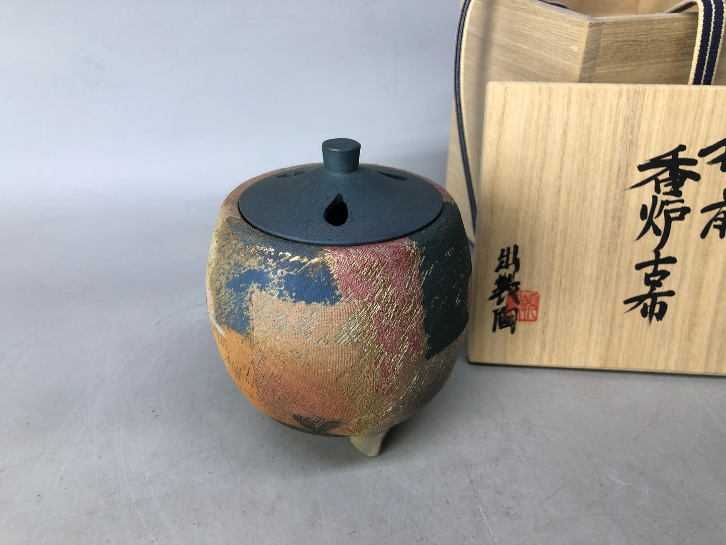 Y8462 KOURO Bizen-ware signed box Japan fragrance incense burner aromatherapy