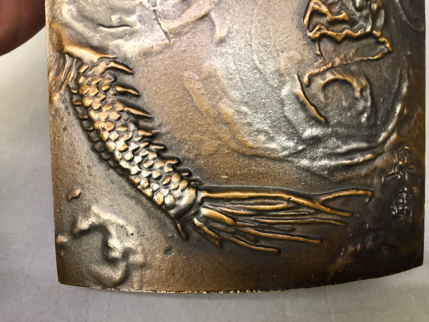 Y8468 BOX metal case Dragon pattern signed box Japan antique storage interior