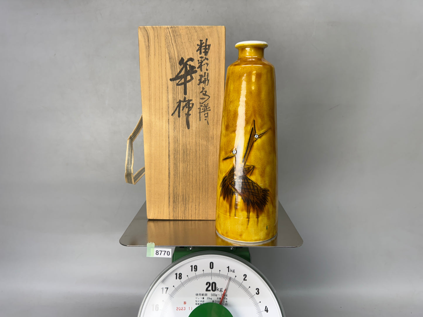 Y8770 FLOWER VASE Kutani-ware signed box Japan ikebana floral arrangement decor