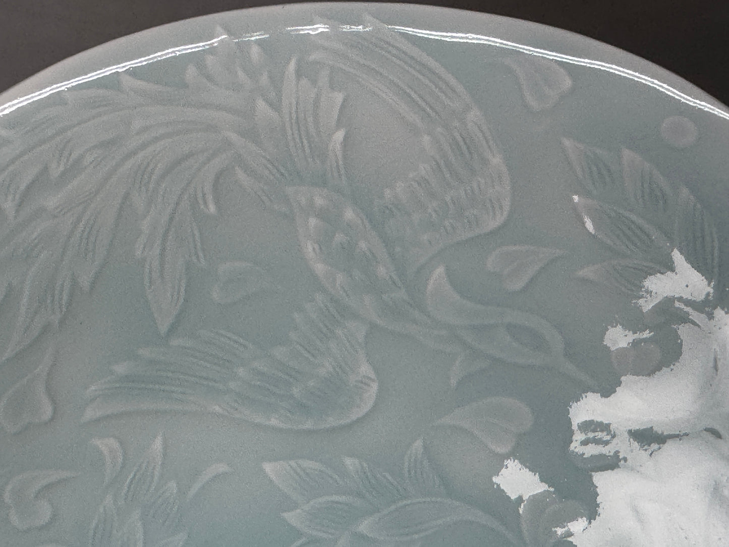 Y8799 CHAWAN Celadon bowl Flower Bird Rabbit signed box Japan antique pottery