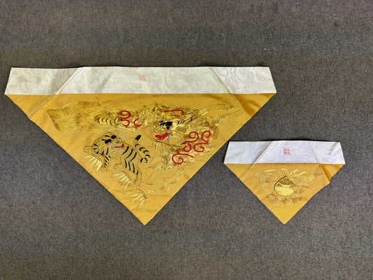 Y8801 Buddhist Altar Equipment Uchishiki Dragon Tiger Jewel Japan antique