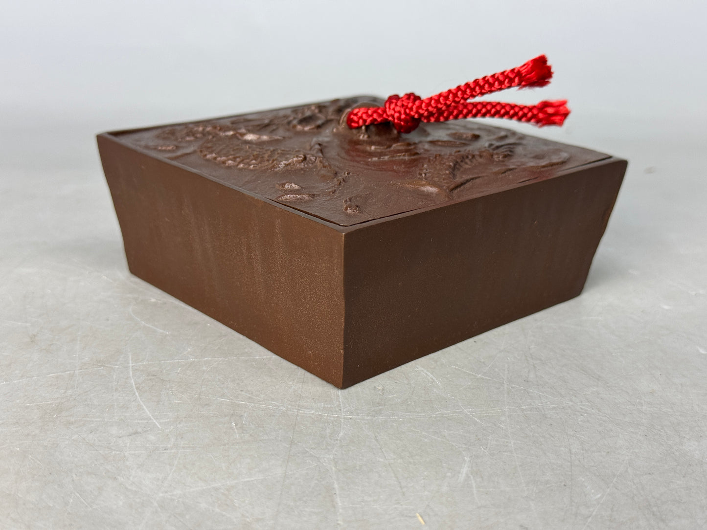 Y8812 BOX Copper small container signed Dragon pattern Japan antique storage