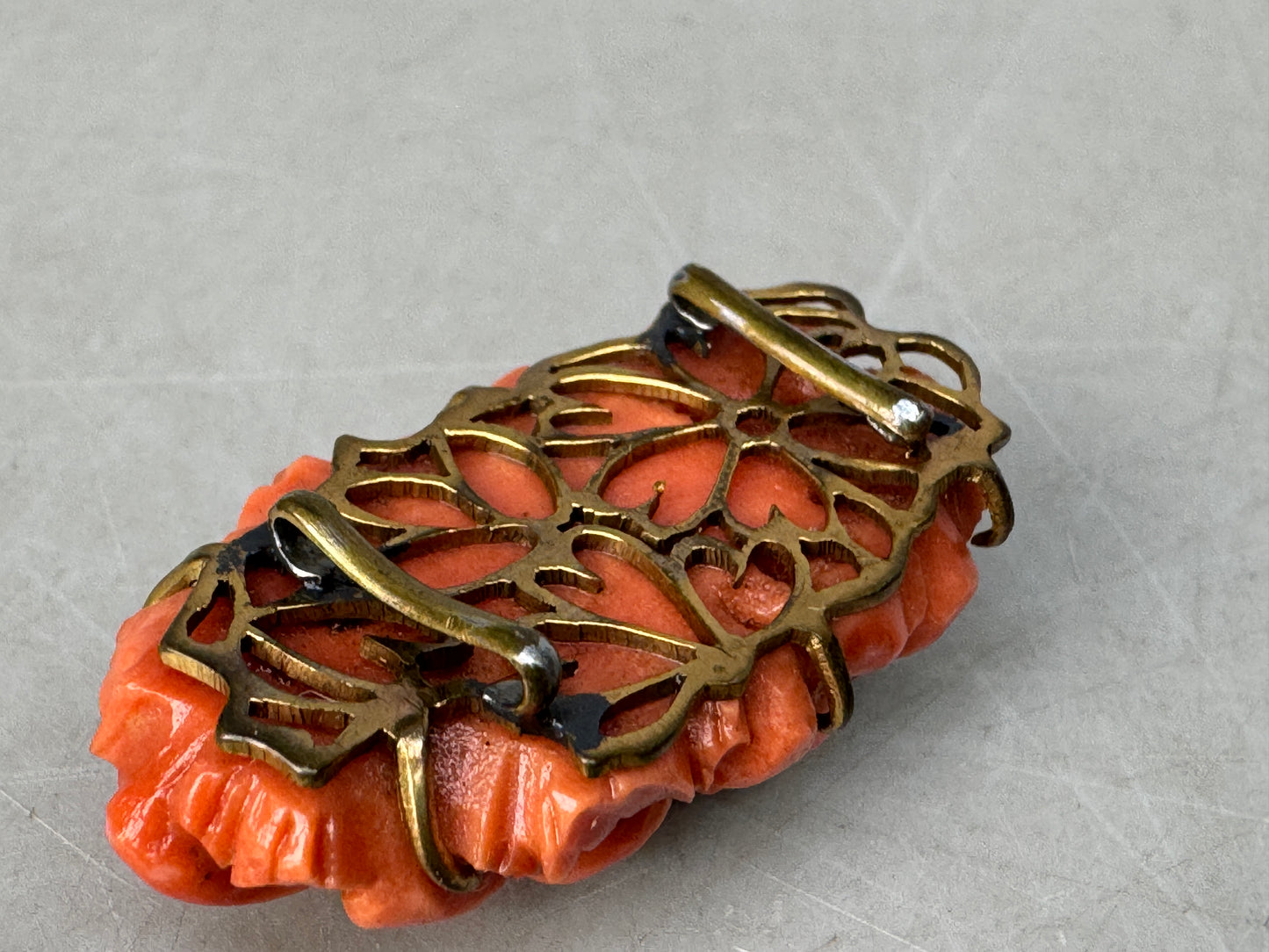 Y8858 OBIDOME Coral sash clip brooch Japan antique kimono accessory fashion