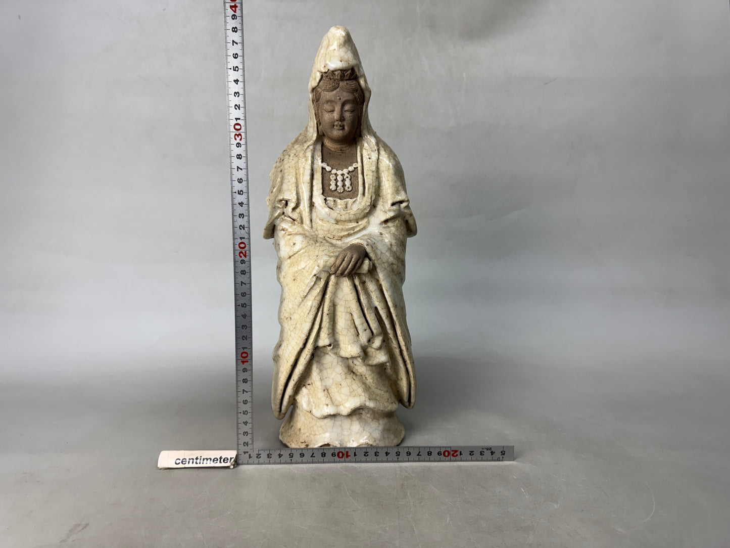 Y8861 OKIMONO Mino-ware White-robed Kannon figurine signed Japan antique figure