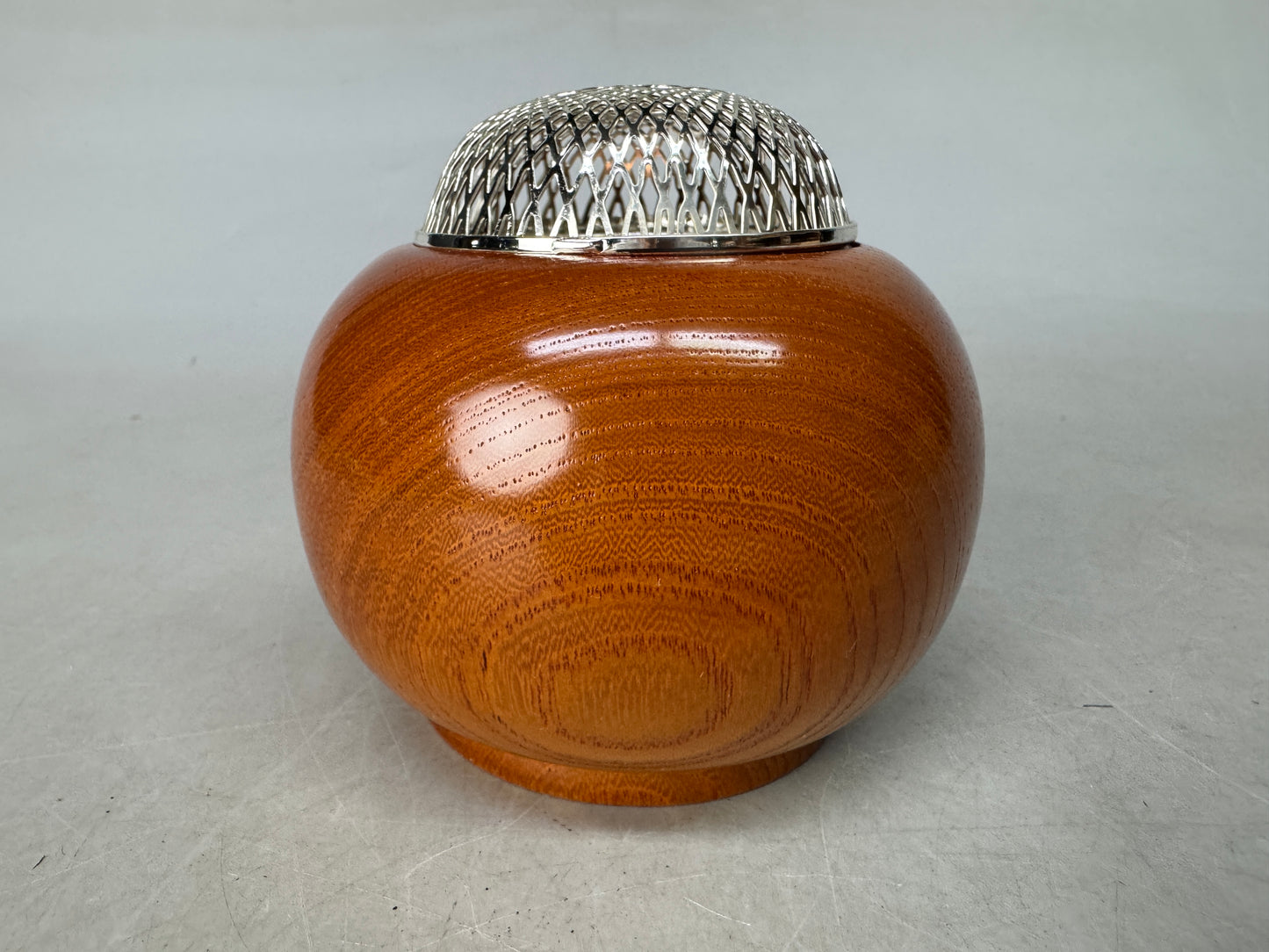 Y8904 KOURO wooden incense burner hood box Japan antique fragrance aromatherapy
