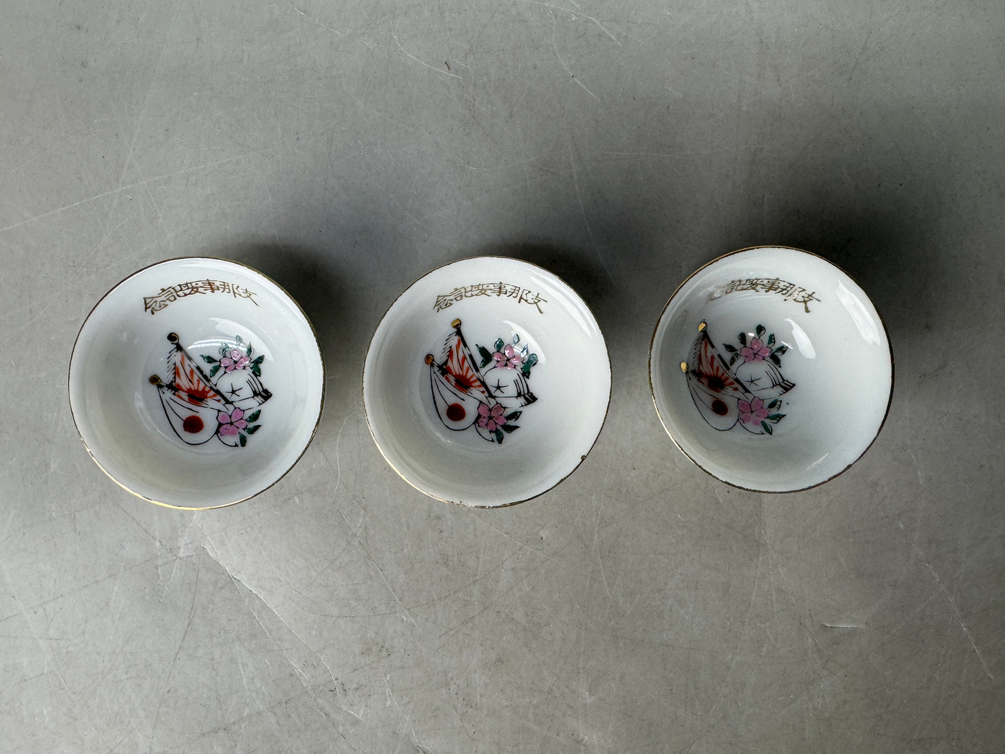 Y8927 Imperial Japan Army 3 Sake cups box Japan WW2 vintage tableware choushi