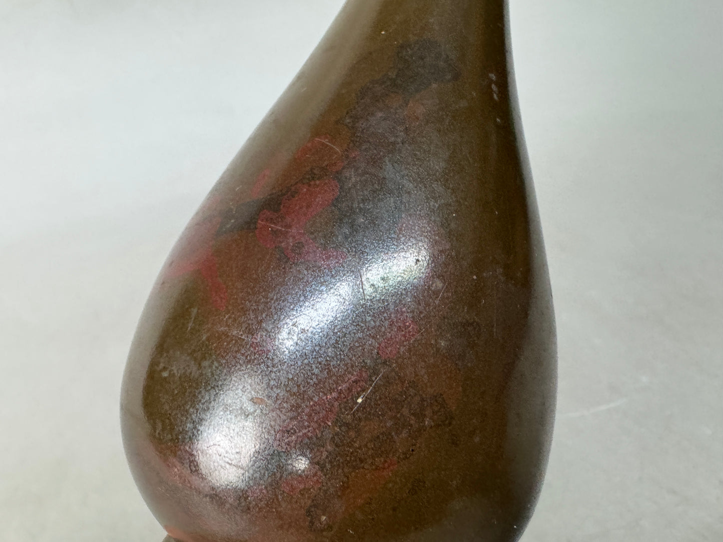 Y8944 FLOWER VASE Murashido single bud signed Japan ikebana floral arrangement