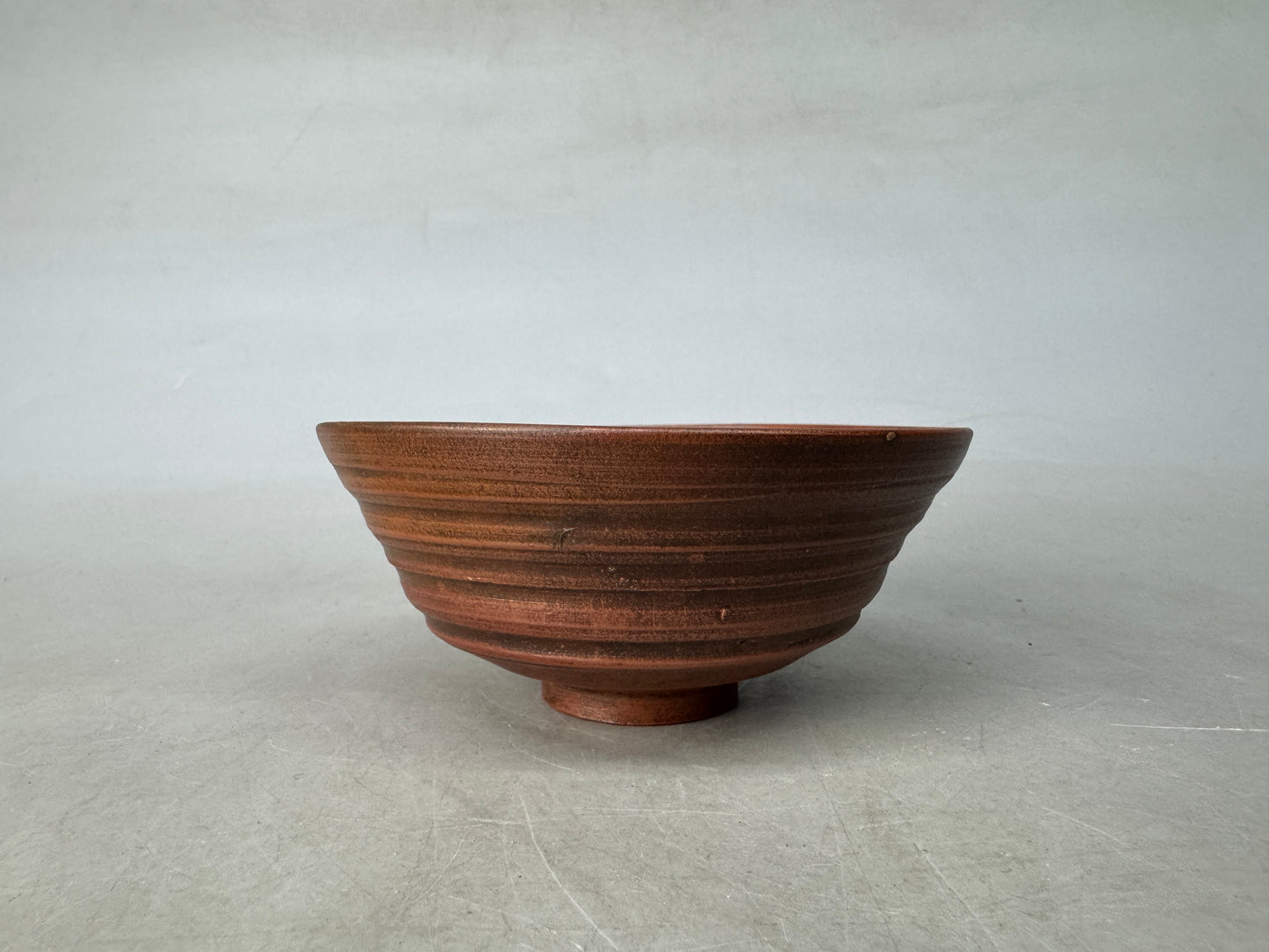 Y8946 CHAWAN Bizen-ware flat bowl signed Japan antique tea ceremony cup pottery