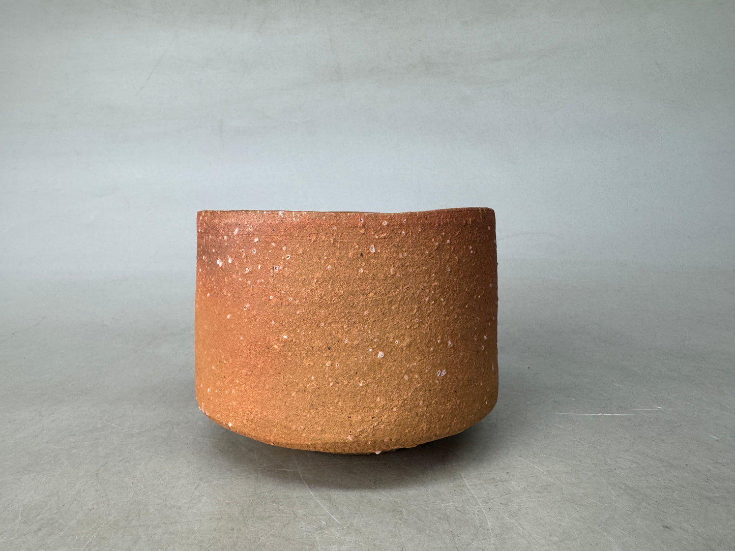 Y8948 CHAWAN Shigaraki-ware bowl signed Japan antique tea ceremony cup pottery
