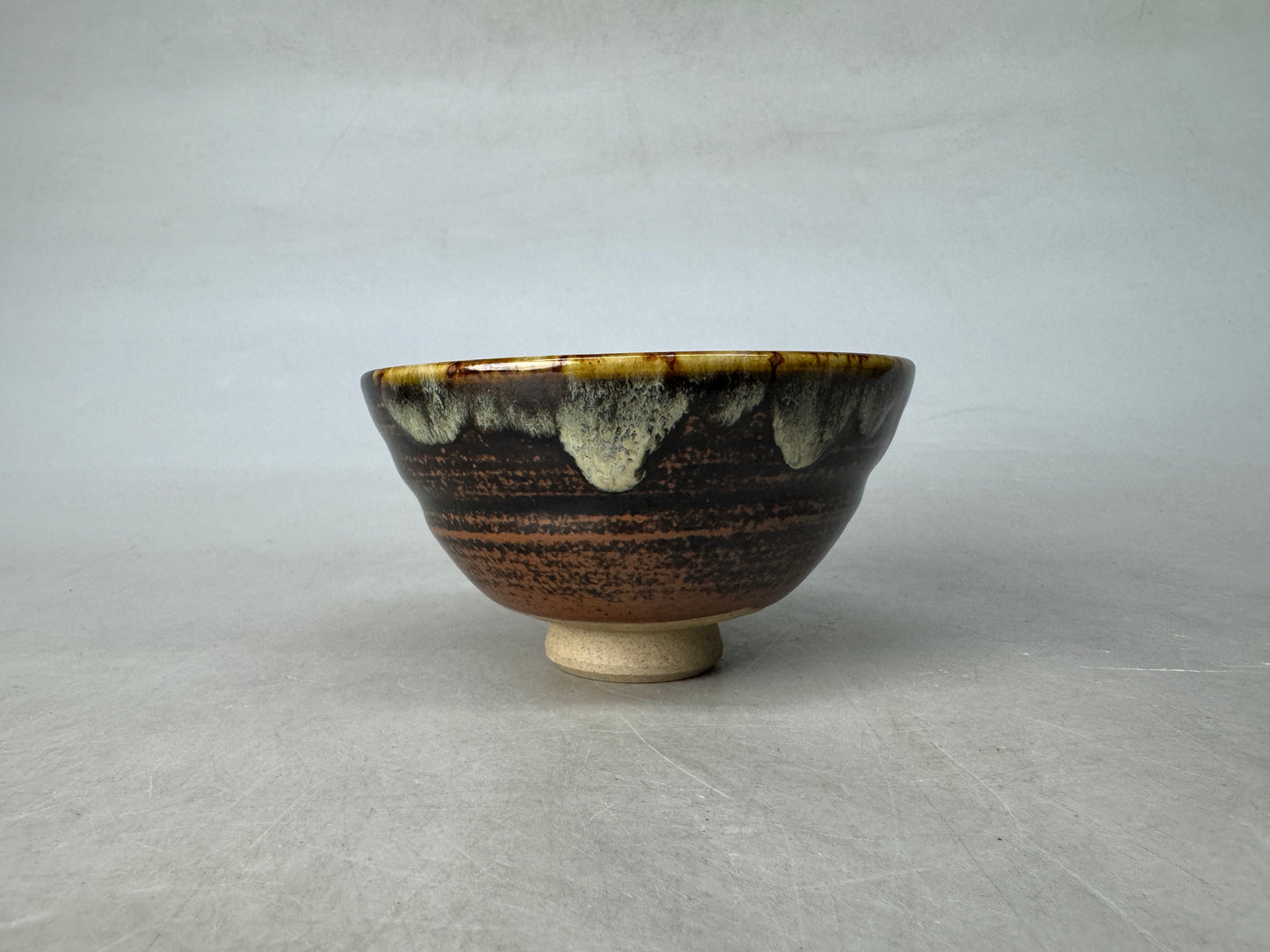 Y8955 CHAWAN Akogi-ware bowl signed Japan antique tea ceremony cup pottery