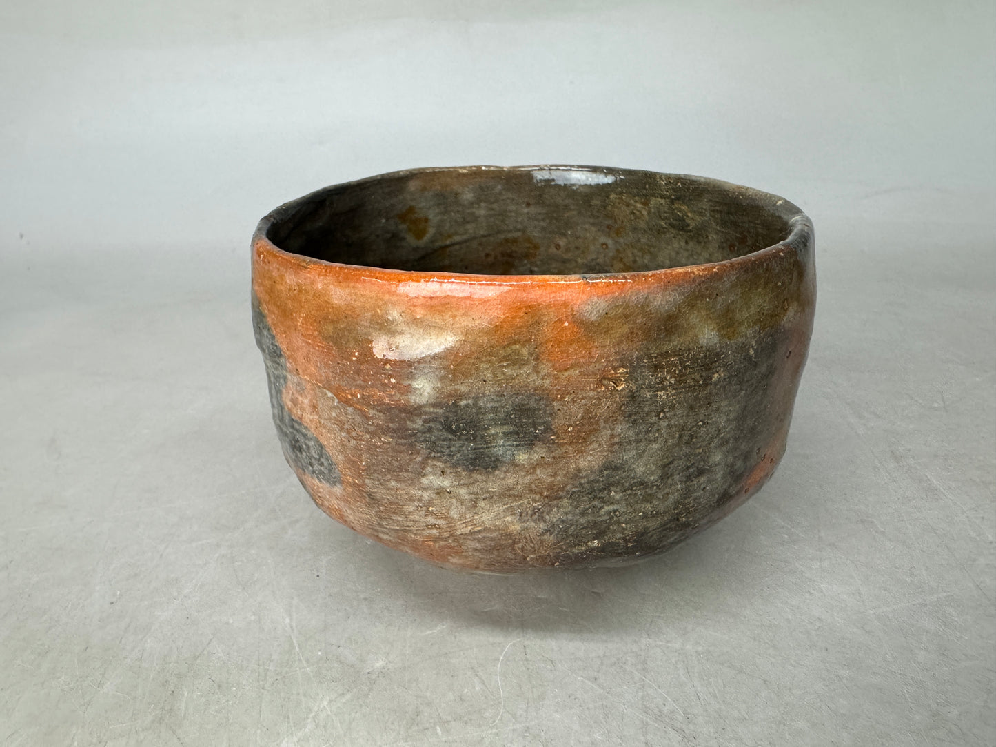 Y8982 CHAWAN Raku-ware red bowl signed Japan antique tea ceremony cup pottery