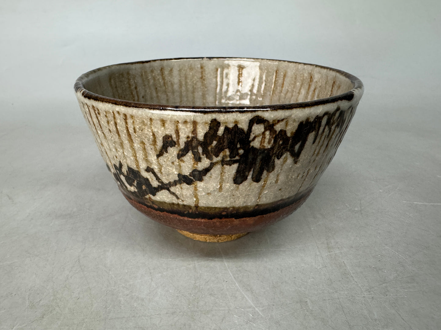Y8984 CHAWAN Karatsu-ware bowl signed Japan antique tea ceremony cup pottery