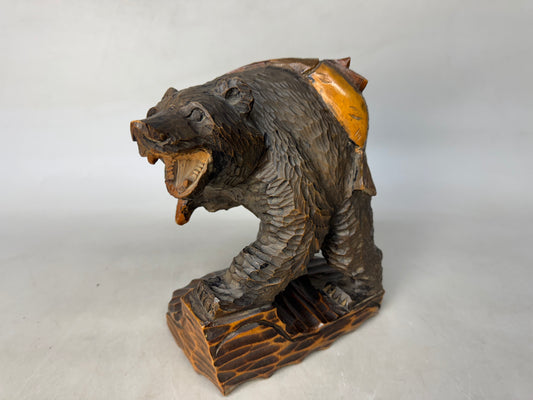 Y8987 OKIMONO wood carving Bear figurine Ainu Japan antique interior figure