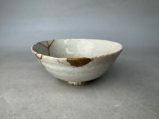 Y9015 CHAWAN confectionery bowl kintsugi Makie repair Yi Dynasty antique pottery