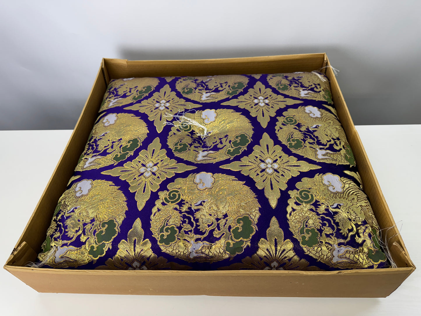 Y9049 Buddhist Altar Equipment Monk cushion Dragon embroidery Japan antique