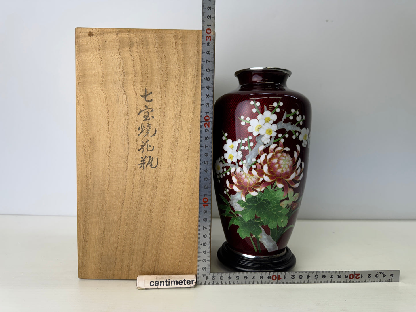 Y9098 FLOWER VASE Cloisonne Red signed box Japan ikebana floral arrangement
