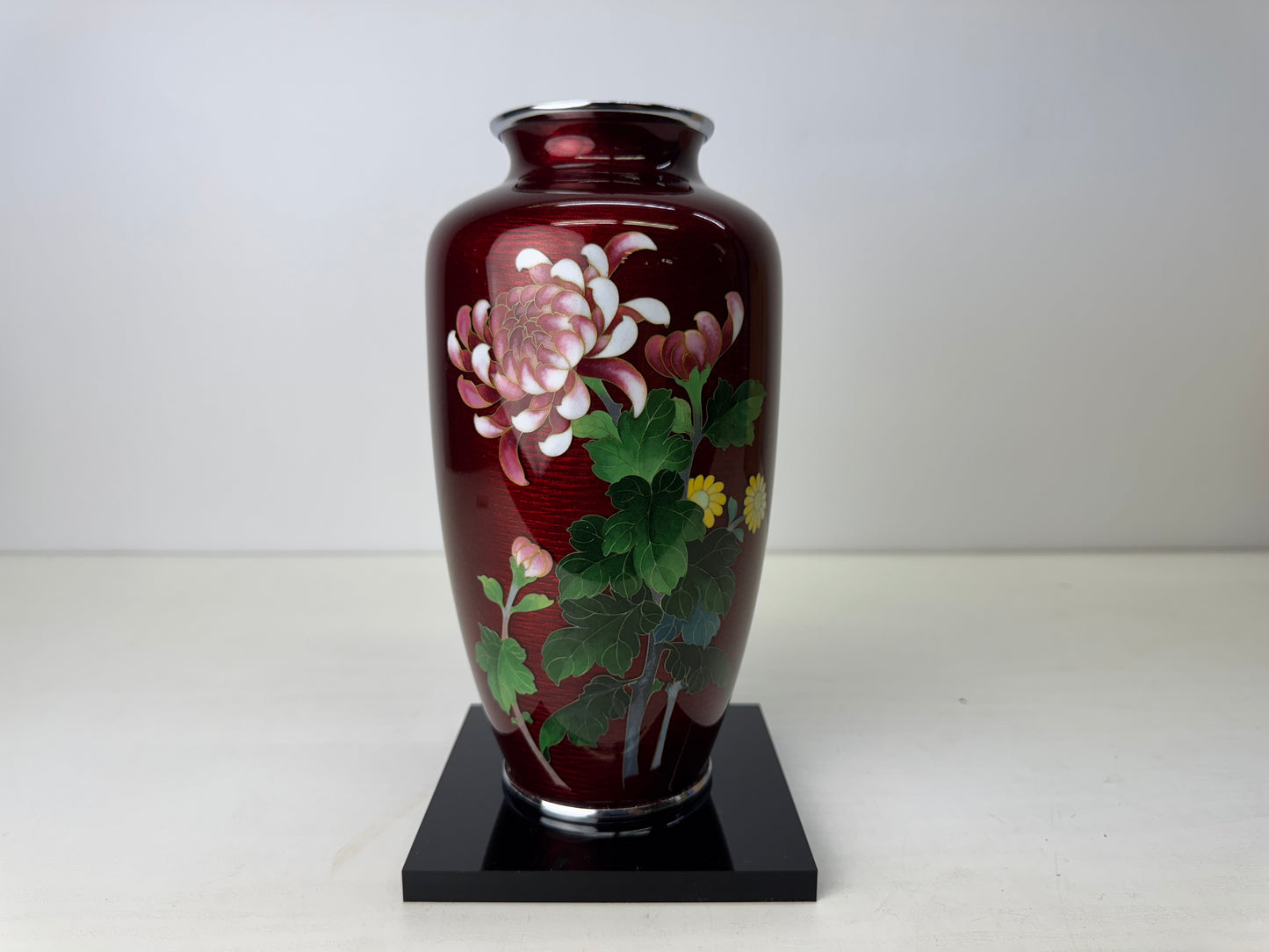 Y9100 FLOWER VASE Cloisonne Red signed box Japan ikebana floral arrangement