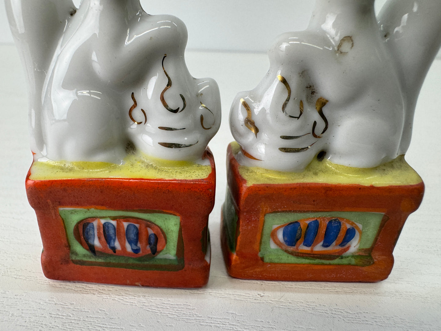 Y9109 OKIMONO Ceramic small Inari Fox figurine Buddhist art Japan antique decor