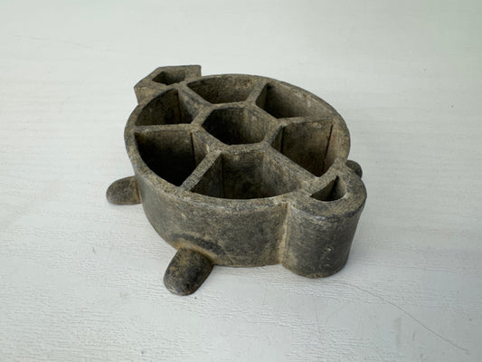 Y9110 KENZAN metal turtle floral frog flower Japan antique ikebana kabin vase