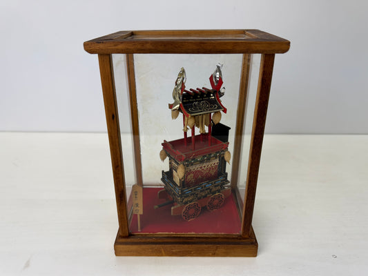 Y9146 OKIMONO miniature Takayama Festival stall glass case Japan antique decor