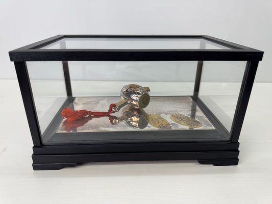 Y9200 OKIMONO Silver Lucky mallet figurine glass case Japan antique interior