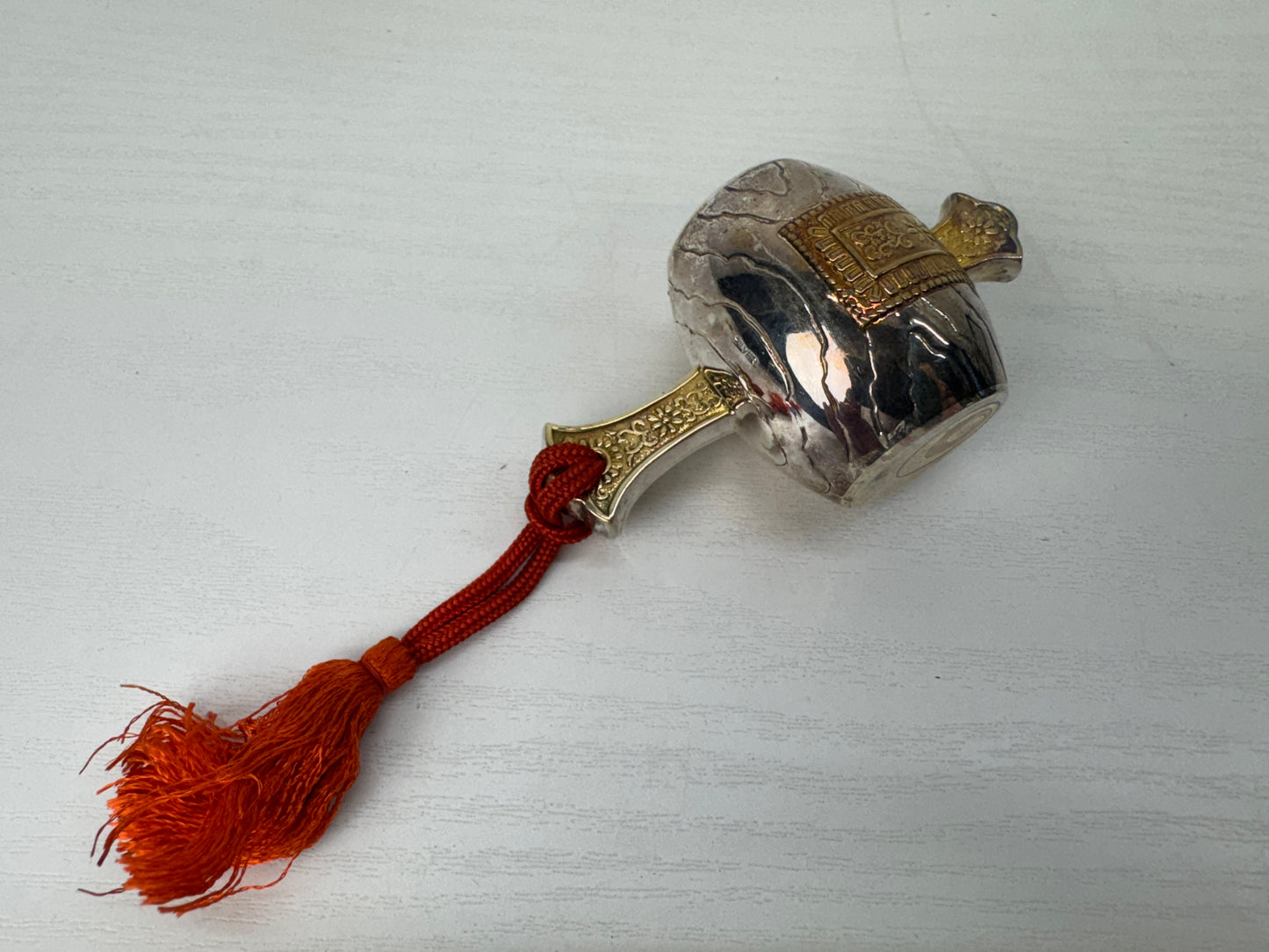 Y9200 OKIMONO Silver Lucky mallet figurine glass case Japan antique interior