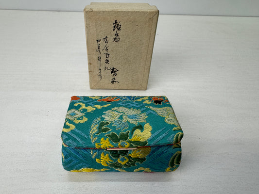 Y9209 BOX Dragon embroidery accessory trinkets case Japan antique container