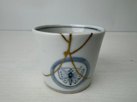 Y9216 CHAWAN Imari-ware Soba cup bowl kintsugi signed Japan antique tableware