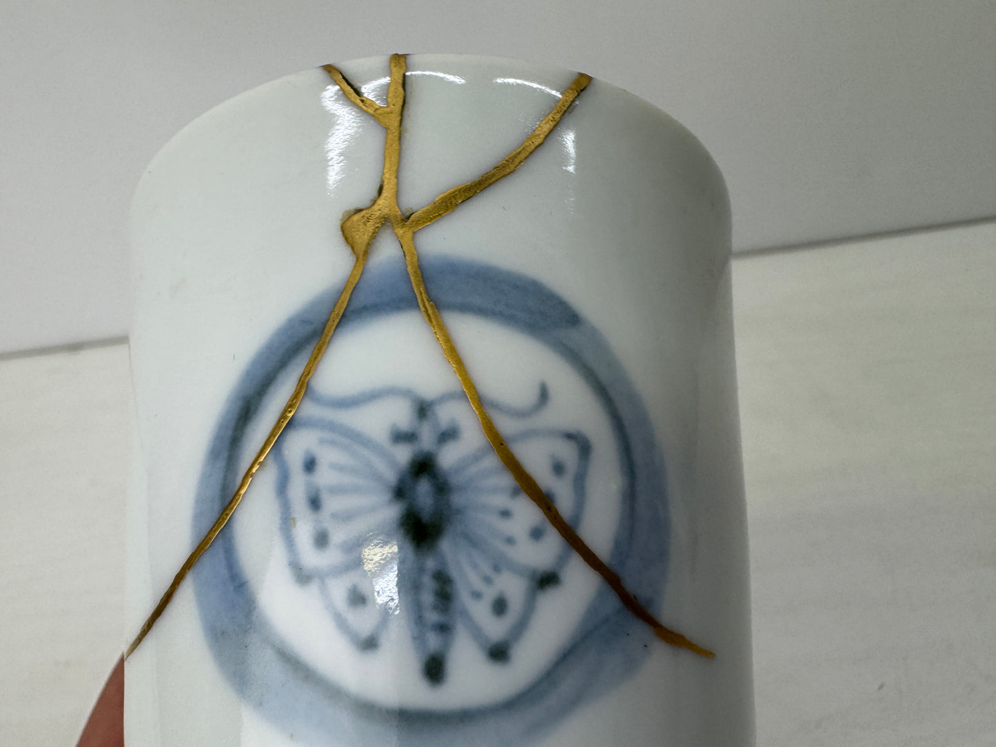 Y9216 CHAWAN Imari-ware Soba cup bowl kintsugi signed Japan antique tableware