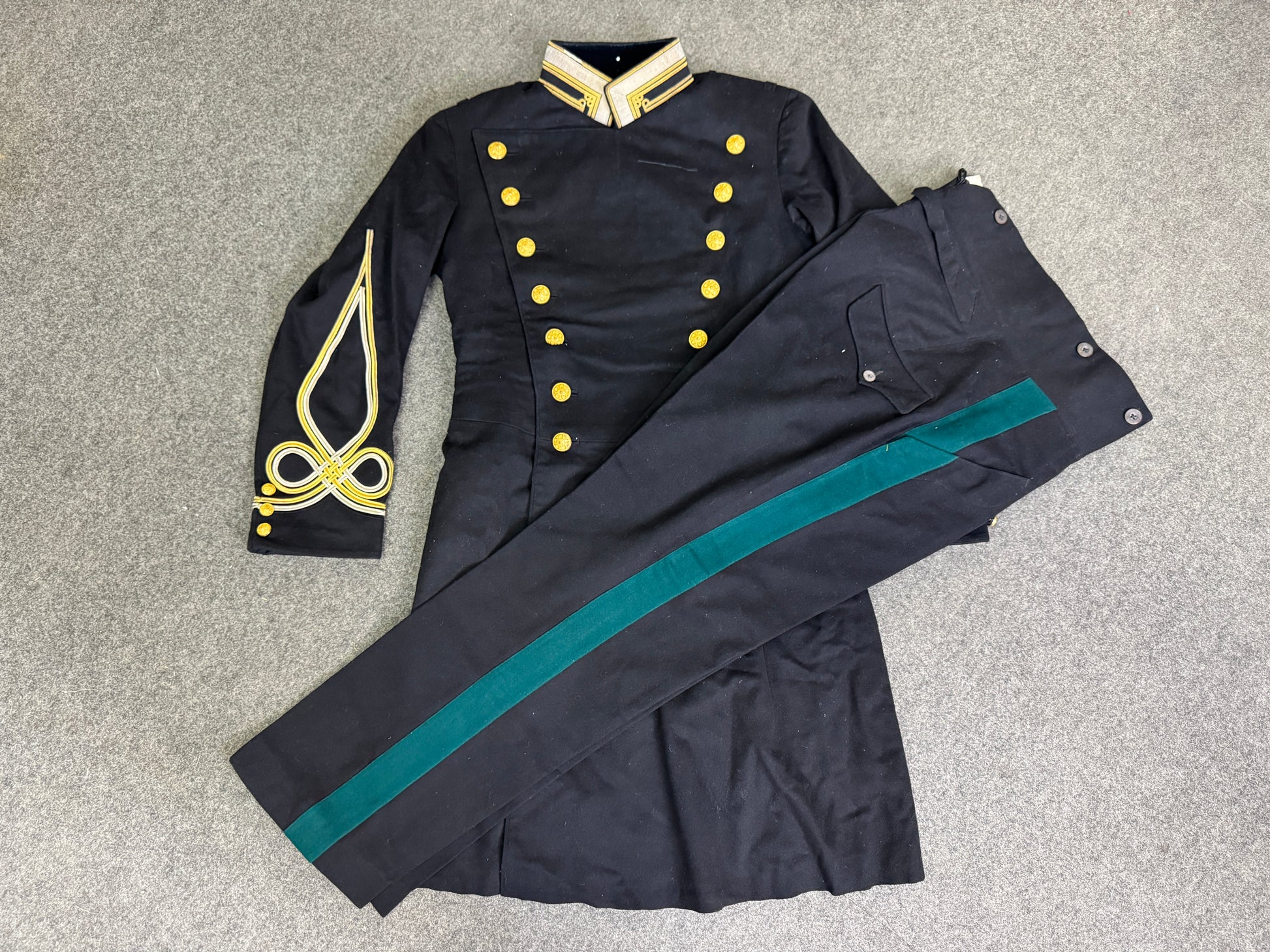 Y9226 Imperial Japan Army Court Dress formal Navy uniform Japanese WW2 Hareitiba Japanese Antique Y9226 Imperial Japan Army Court Dress formal Navy uniform Japanese WW2 Hareitiba Japanese Antique